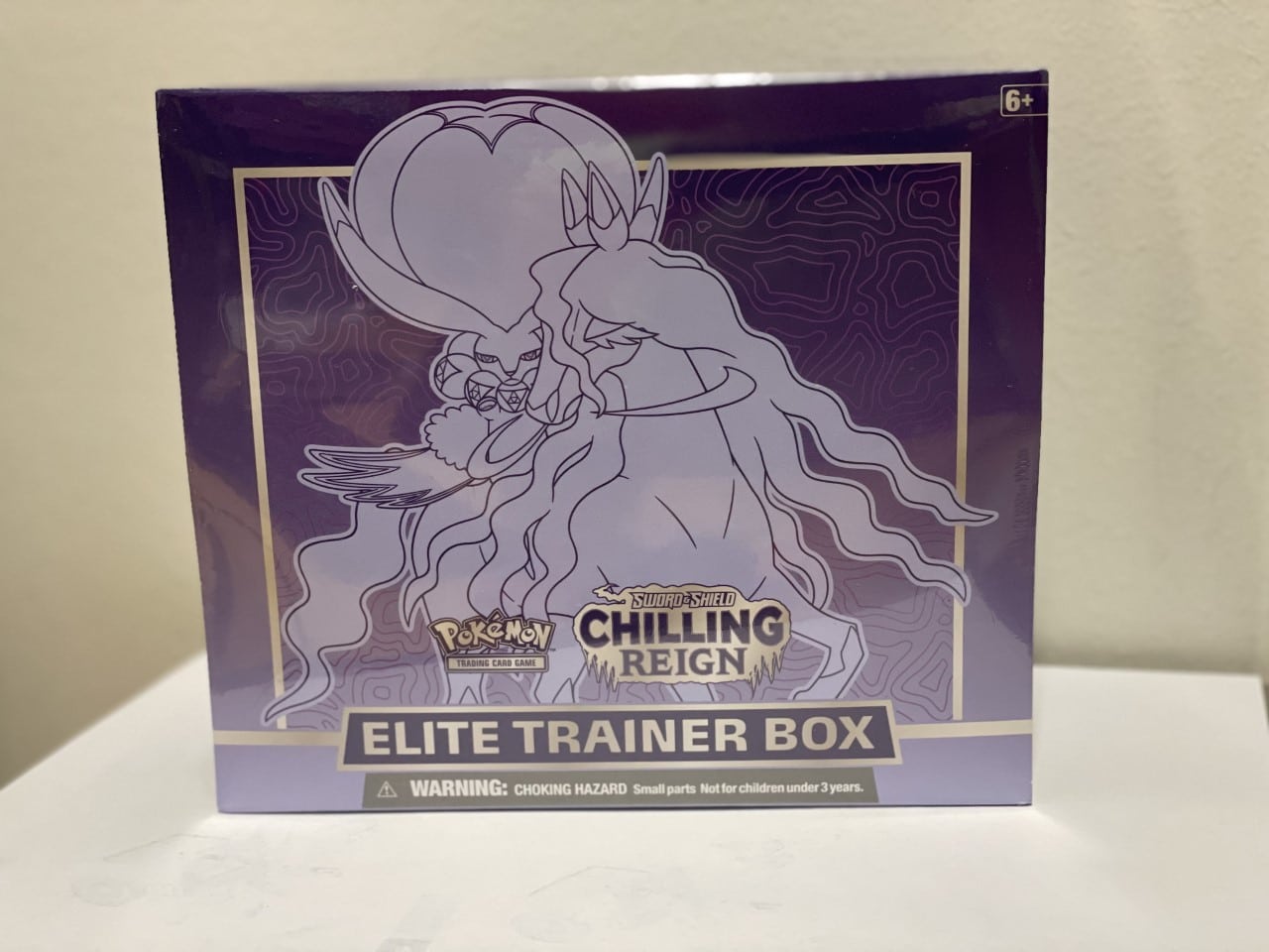 Pokémon Sword & Shield Chilling Reign Elite Trainer Box Frozen Tundra