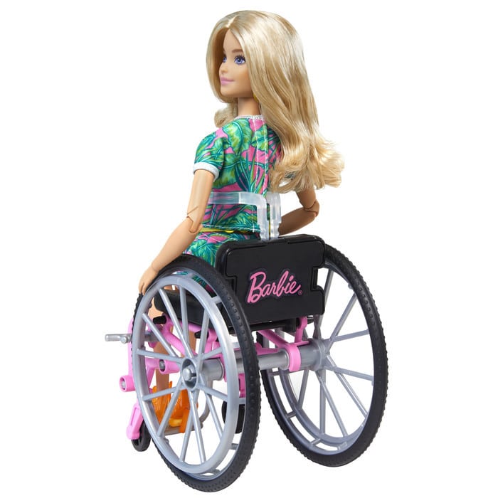 Barbie nukke ja Pyörätuoli