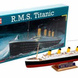 Revell Model set R.M.S. TITANIC 1:1200