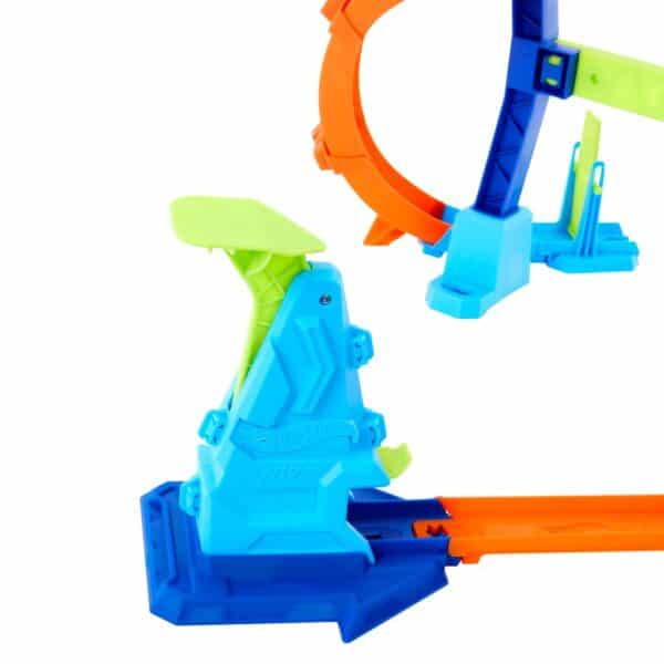 Hot Wheels Stunt Tracks Corkscrew Jump Champion autorata - Image 3
